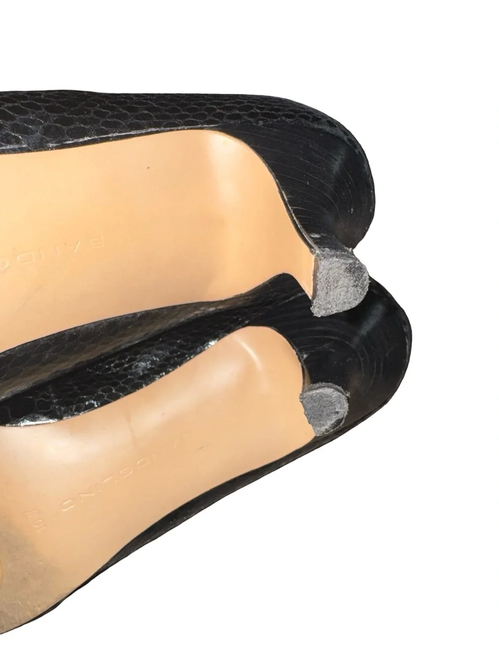 VTG BANDOLINO snakeskin kitten heel pump in black size 10M